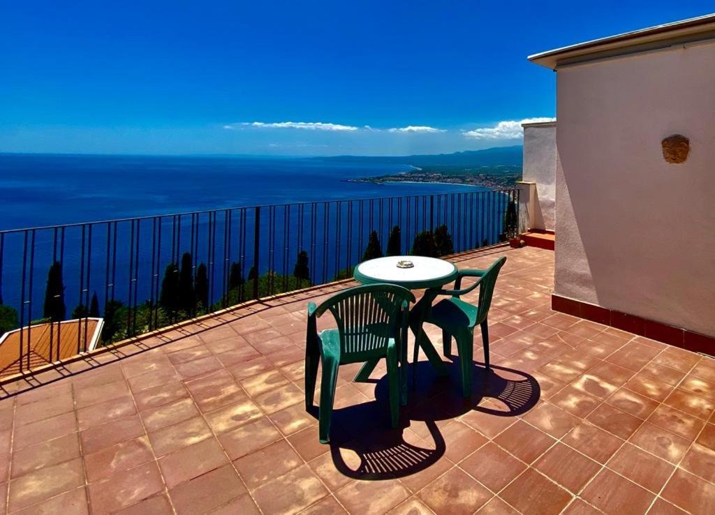 Camere Il Leone Taormina Exterior foto