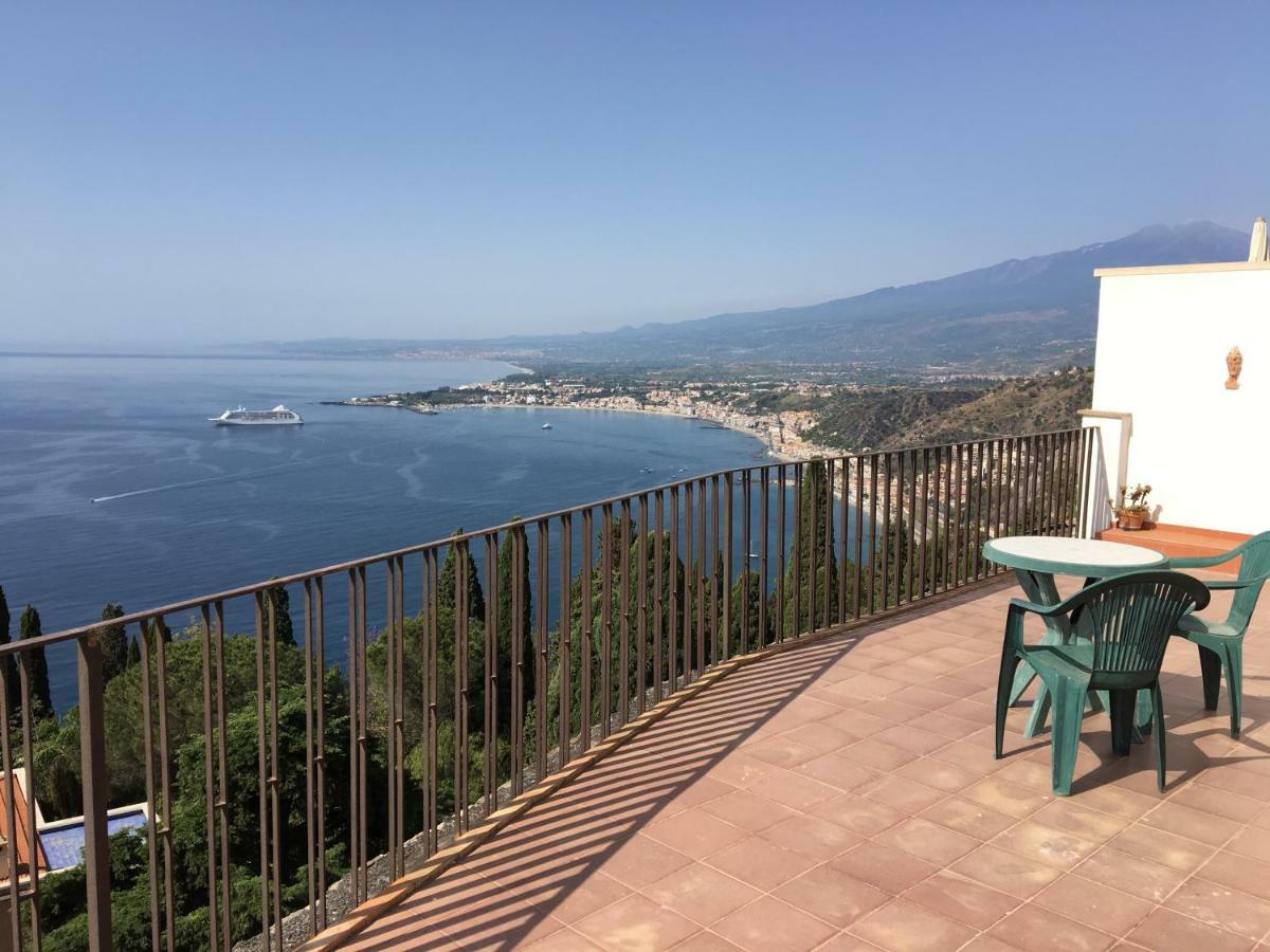 Camere Il Leone Taormina Exterior foto